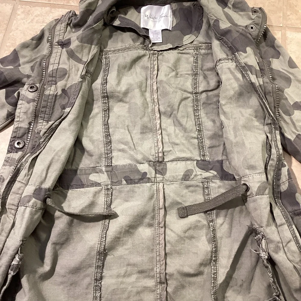 White Fawn Green Camo Lightweight Zippered Utility Jacket G…